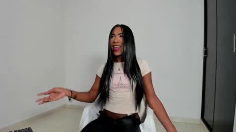 Snapshot of thenewclass chatting on 10, 2, 2026 Andriw and Maiol online show from 10, 2, 2026