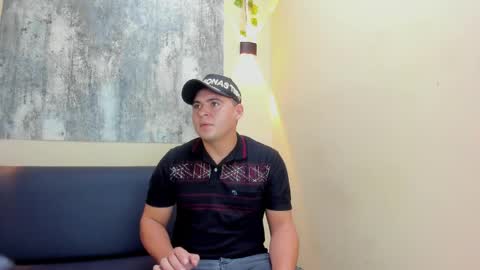 Snapshot of theo_wood3 chatting on 2, 6, 2026 Theo online show from 2, 6, 2026