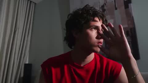 Snapshot of theohawke_ chatting on 19, 1, 2026 THEO- MATEO online show from 19, 1, 2026