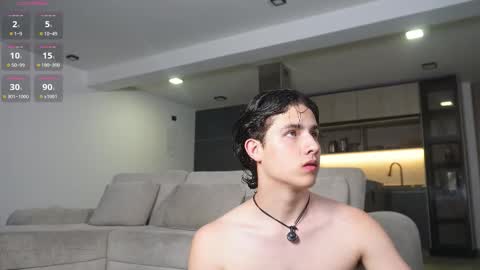 Snapshot of theohawke_ chatting on 27, 2, 2026 THEO- MATEO online show from 27, 2, 2026