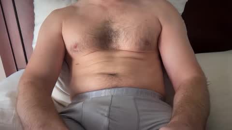 Snapshot of theonenextdoor1 chatting on 11, 11, 2025 theonenextdoor1 online show from 11, 11, 2025