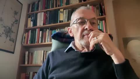 Snapshot of theowlandthe chatting on 12, 2, 2025 theowlandthe online show from 12, 2, 2025