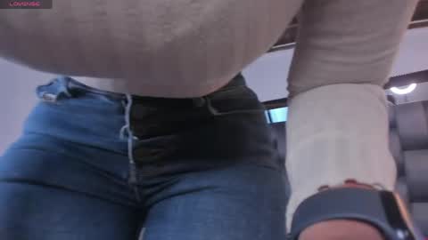 Snapshot of thepam_boobs chatting on 29, 4, 2026 Pamela online show from 29, 4, 2026
