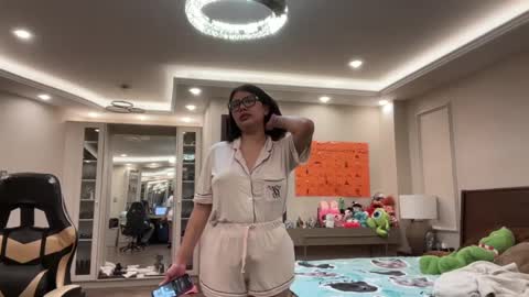 therealcamilabaddie online show from 11, 10, 2025