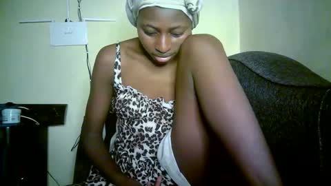Snapshot of therry_heart chatting on 4, 5, 2026 hearty online show from 4, 5, 2026