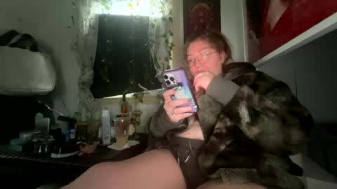 Snapshot of thesashadomme chatting on 29, 12, 2024 The Sasha Domme online show from 29, 12, 2024