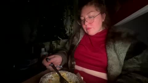 Snapshot of thesashadomme chatting on 30, 12, 2024 The Sasha Domme online show from 30, 12, 2024