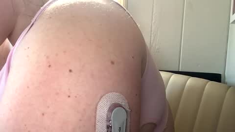 Snapshot of thesashadomme chatting on 1, 10, 2025 The Sasha Domme online show from 1, 10, 2025