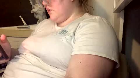 Snapshot of thesashadomme chatting on 8, 11, 2025 The Sasha Domme online show from 8, 11, 2025