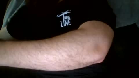 Snapshot of thethril1990 chatting on 14, 4, 2026 Thethrill online show from 14, 4, 2026