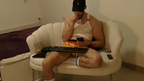 Snapshot of thetop200 chatting on 18, 2, 2026 TheTop online show from 18, 2, 2026