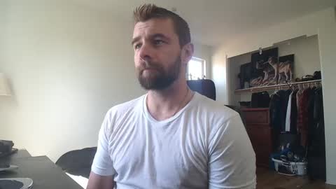 Snapshot of theufcfan_8181 chatting on 4, 4, 2026 troy online show from 4, 4, 2026