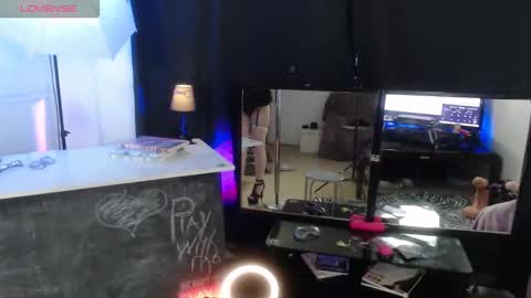 Snapshot of thewildechase chatting on 19, 9, 2025 Chase online show from 19, 9, 2025