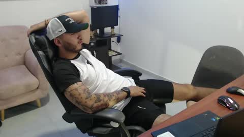 thiago_420 online show from 28, 5, 2026