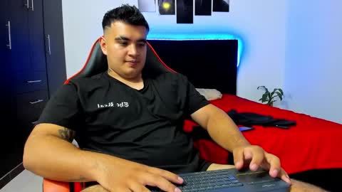 Snapshot of thiago_cp01 chatting on 10, 2, 2025 Thiago online show from 10, 2, 2025