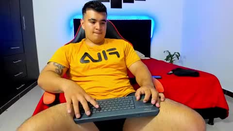 Snapshot of thiago_cp01 chatting on 14, 2, 2025 Thiago online show from 14, 2, 2025