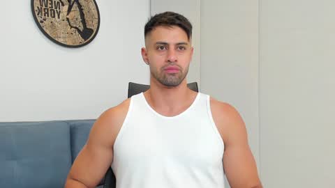 Snapshot of thiago_driussi chatting on 12, 1, 2025 thiago_driussi online show from 12, 1, 2025