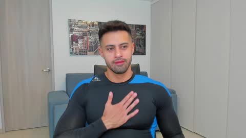 Snapshot of thiago_driussi chatting on 16, 1, 2025 thiago_driussi online show from 16, 1, 2025