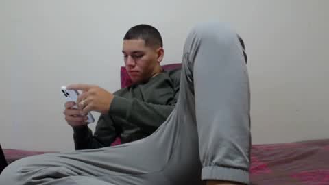 Snapshot of thiago_hot_boy chatting on 18, 12, 2024 Thiago independent model online show from 18, 12, 2024