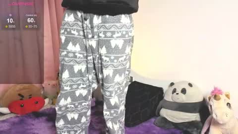 Snapshot of thiago_n_sam chatting on 1, 4, 2026 thiago_n_sam online show from 1, 4, 2026