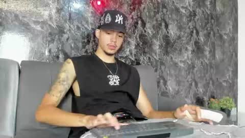 Snapshot of thiago_preston chatting on 19, 7, 2026 Thiago online show from 19, 7, 2026