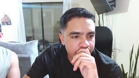 Thiago And Felipe online show from 29, 9, 2025