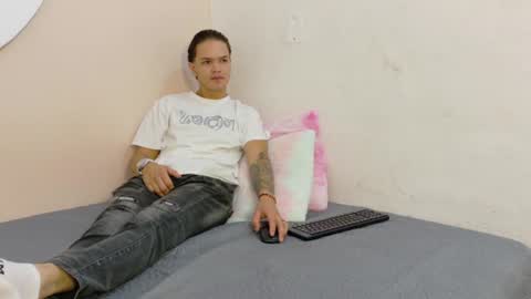 Snapshot of thiagobrooks_ chatting on 7, 7, 2026 thiagobrooks_ online show from 7, 7, 2026