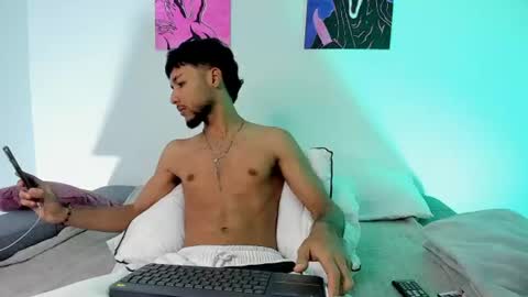 Snapshot of thiagoferreti_ chatting on 9, 8, 2026 ThiagoFerreti online show from 9, 8, 2026