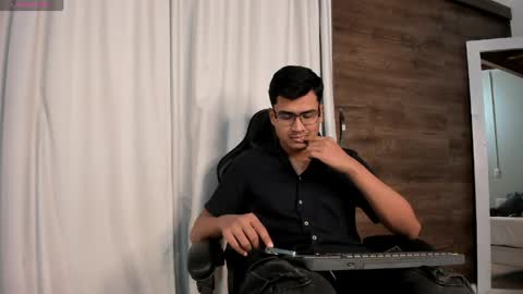 Snapshot of thiagovega_ chatting on 7, 6, 2026 thiagovega_ online show from 7, 6, 2026