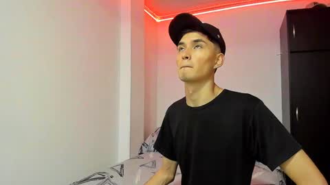 Thiago Wells online show from 8, 12, 2024