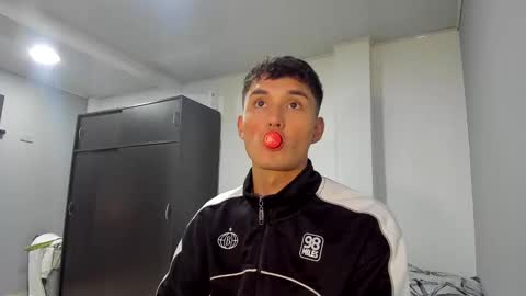 Thiago Wells online show from 23, 10, 2025