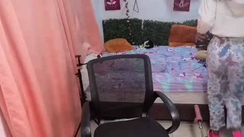 thiana_horny online show from 6, 7, 2026