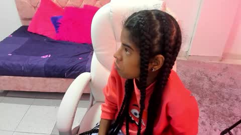 Snapshot of thianahorny chatting on 25, 11, 2025 thianahorny online show from 25, 11, 2025