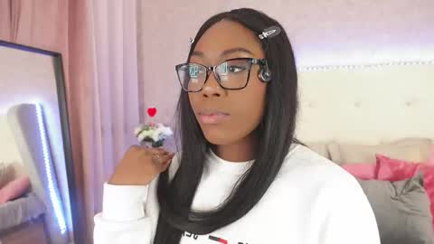 Snapshot of thianalopez chatting on 11, 1, 2026 ThianaLopez online show from 11, 1, 2026