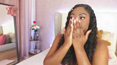 Snapshot of thianalopez chatting on 14, 1, 2026 ThianaLopez online show from 14, 1, 2026