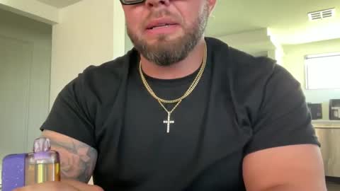 Snapshot of thiccbull12 chatting on 12, 9, 2025 thiccbull12 online show from 12, 9, 2025