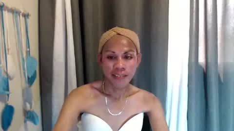 Snapshot of thick_bigcock13 chatting on 22, 5, 2026 gil online show from 22, 5, 2026