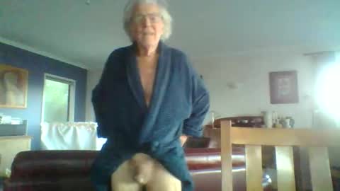 Snapshot of thickcockat71 chatting on 17, 5, 2026 Thickcockat71 online show from 17, 5, 2026
