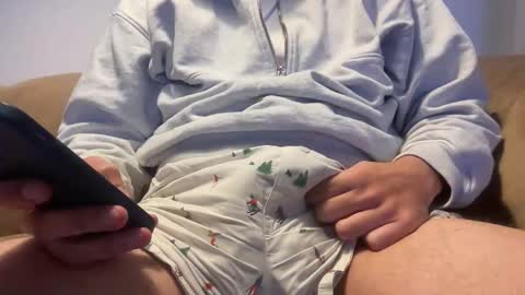 Snapshot of thickerbunny chatting on 27, 10, 2025 thickerbunny online show from 27, 10, 2025