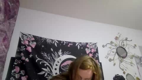 Ariel online show from 28, 11, 2025