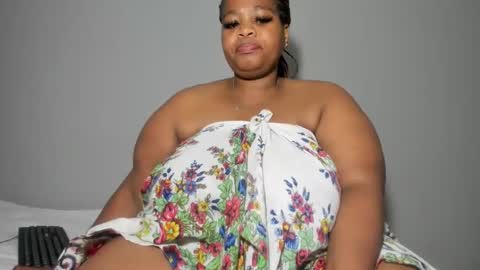 thickleeyanax online show from 1, 3, 2025