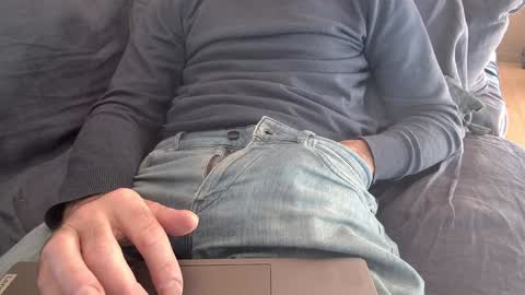 Snapshot of thickrum chatting on 6, 2, 2025 Thickru online show from 6, 2, 2025