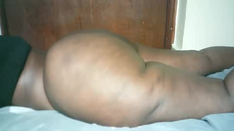 Snapshot of thickybabe_05 chatting on 28, 1, 2025 thickybabe_05 online show from 28, 1, 2025