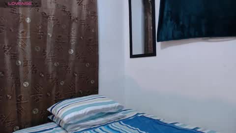 Snapshot of thiiago_tay chatting on 14, 10, 2025 Thiiago online show from 14, 10, 2025