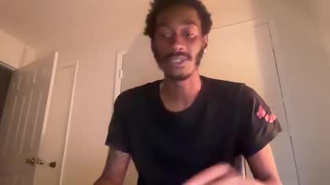 Snapshot of thirdlegkenny chatting on 17, 11, 2025 thirdlegkenny online show from 17, 11, 2025