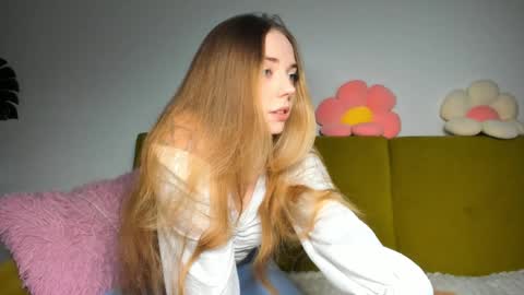 Snapshot of thisisamelia chatting on 2, 12, 2024 Amelia shows on mondays fridays and sundays if anything changes im giving updates on my fansly online show from 2, 12, 2024