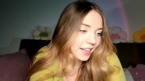 Snapshot of thisisamelia chatting on 12, 1, 2025 Amelia shows on mondays fridays and sundays if anything changes im giving updates on my fansly online show from 12, 1, 2025