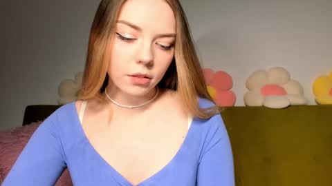 Snapshot of thisisamelia chatting on 27, 1, 2025 Amelia shows on mondays fridays and sundays if anything changes im giving updates on my fansly online show from 27, 1, 2025