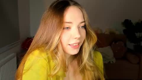 Snapshot of thisisamelia chatting on 3, 3, 2025 Amelia shows on mondays fridays and sundays if anything changes im giving updates on my fansly online show from 3, 3, 2025