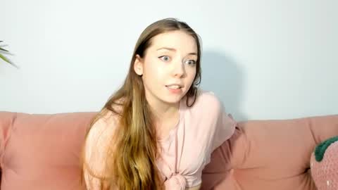 Snapshot of thisisamelia chatting on 31, 5, 2026 Amelia shows on mondays fridays and sundays if anything changes im giving updates on my fansly online show from 31, 5, 2026